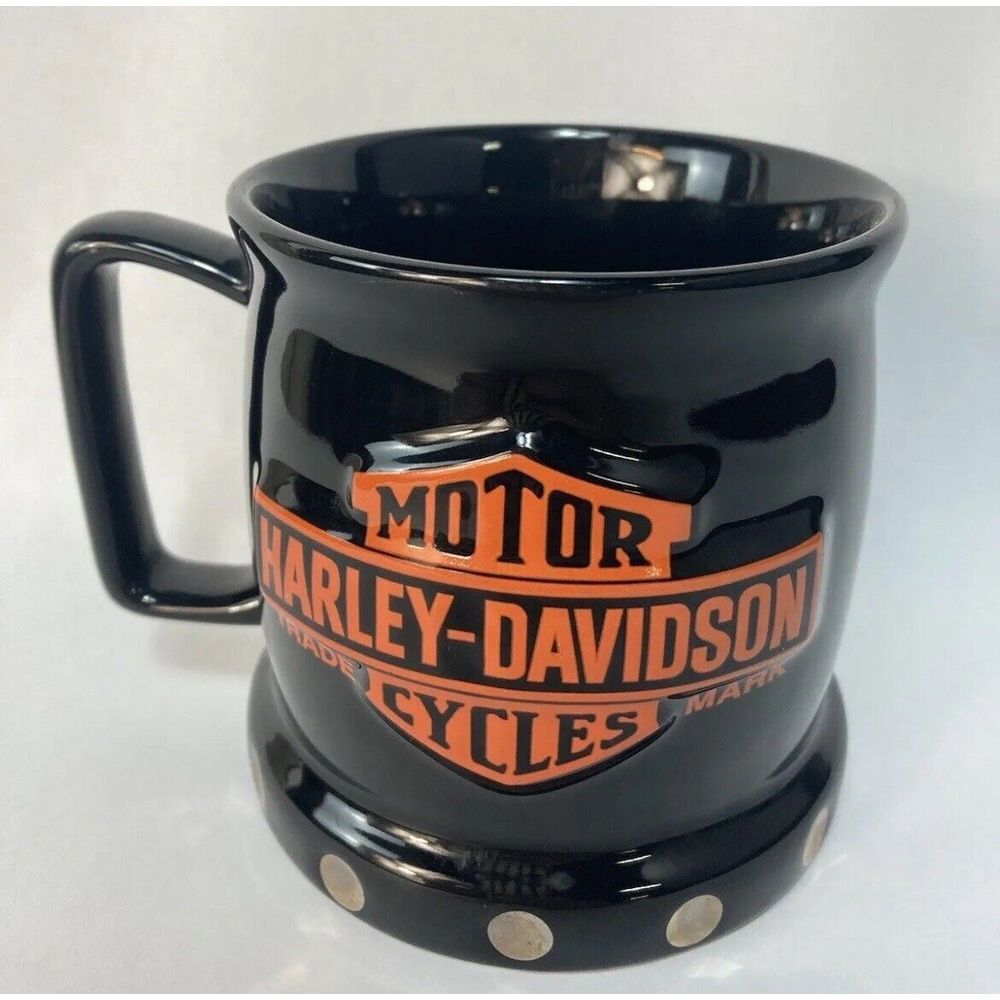 Harley Davidson Stud Mug Xpres Shield & Silver Colored Dots/Studs‎ - Ceramic